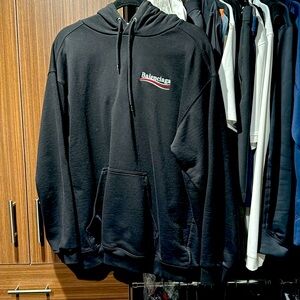 BALENCIAGA BACK HOODIE REGULAR FIT IN BLACK